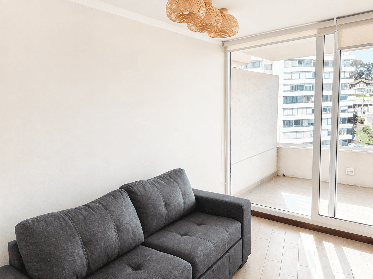 Arriendo departamento vista despejada — imagen 3