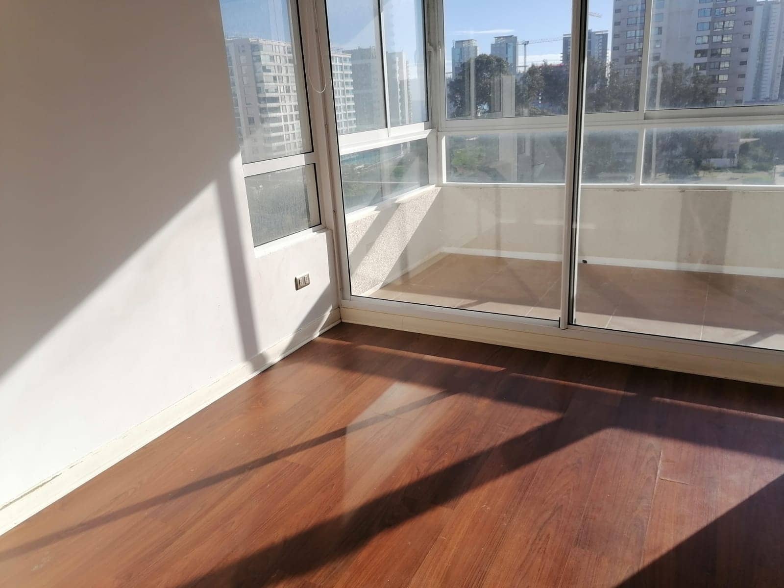 DEPARTAMENTO VENTA, 3 DORMITORIOS, 2 ESTACIONAMIENTOS — imagen 2