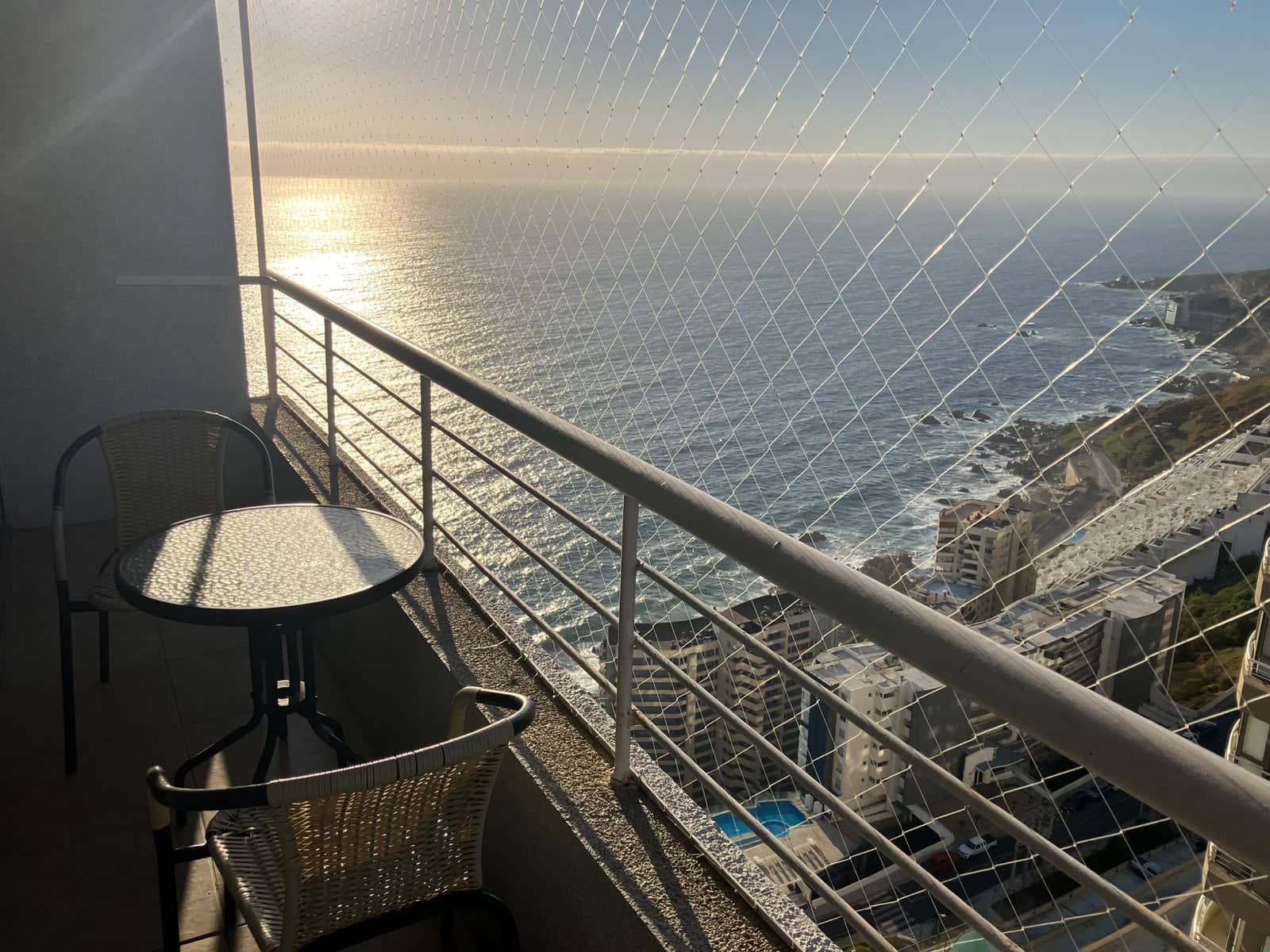 Arriendo departamento amoblado 1° línea Reñaca — imagen 2